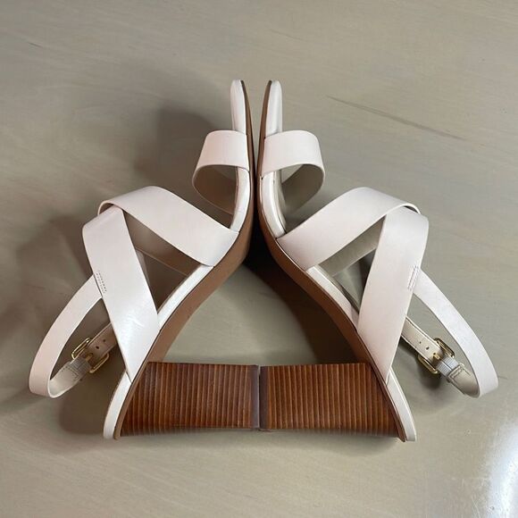 Cole Haan Cynthia Block Heel Sandal Leather W18138 Pumice Stone 11 - Picture 4 of 12